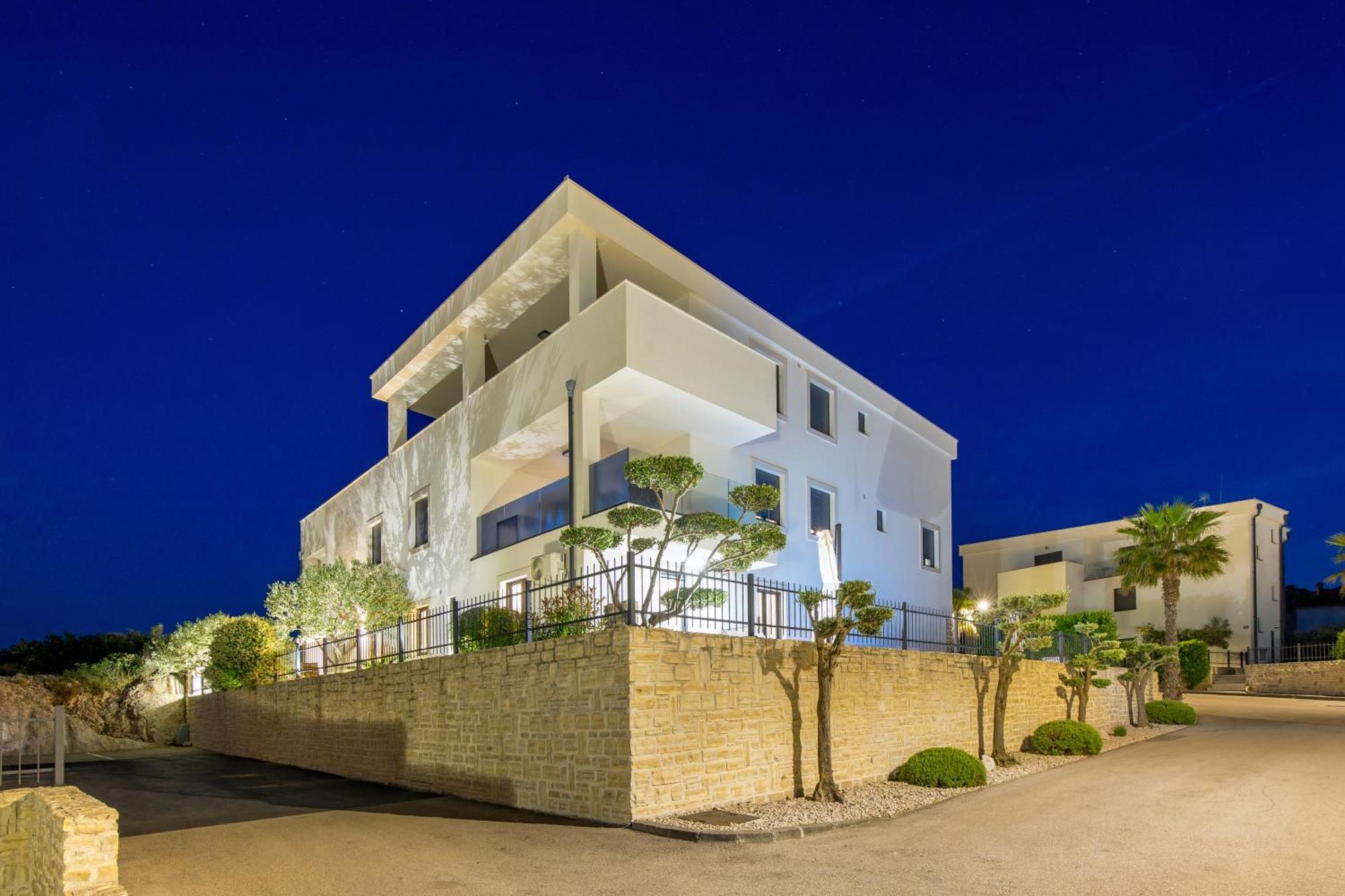 Luxury Apartment Hyperion With Private Pool And Garden Murter Exterior foto