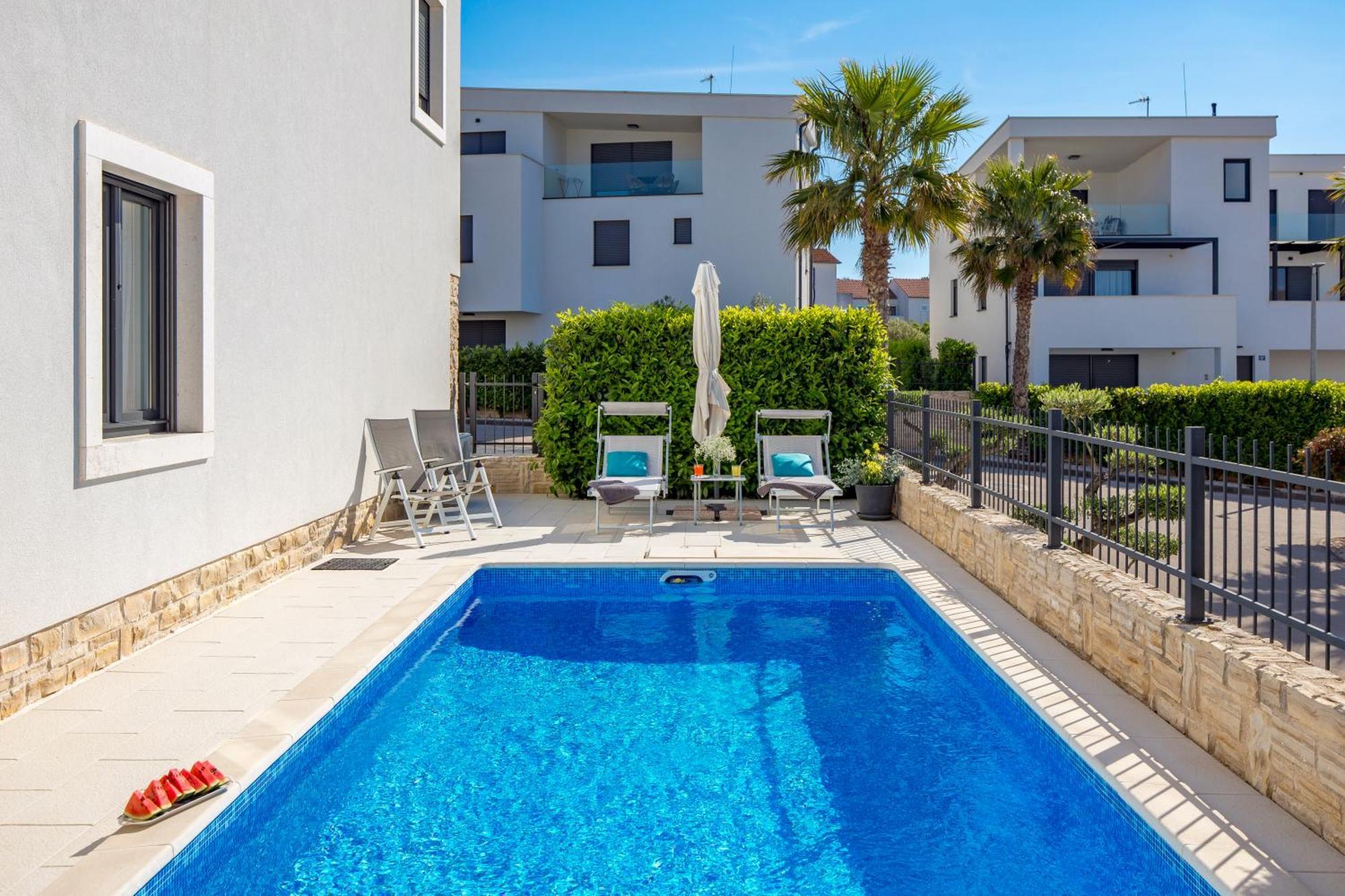 Luxury Apartment Hyperion With Private Pool And Garden Murter Exterior foto