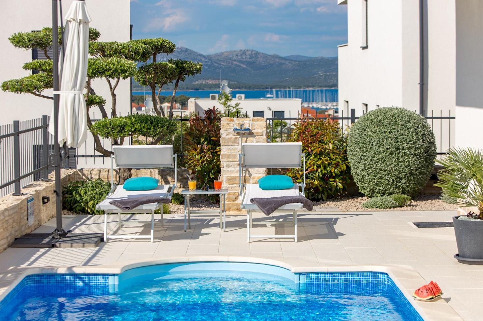Luxury Apartment Hyperion With Private Pool And Garden Murter Exterior foto