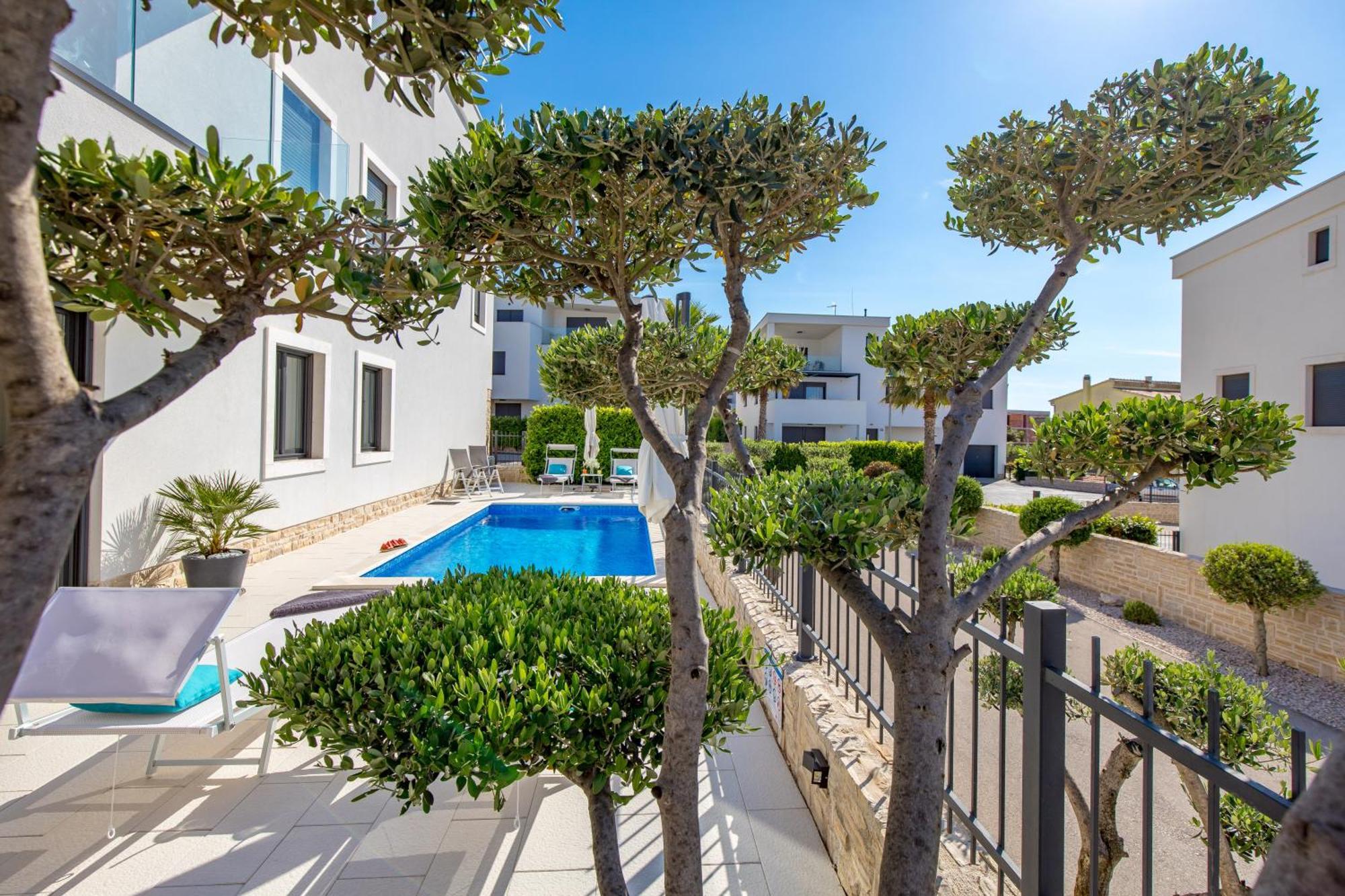 Luxury Apartment Hyperion With Private Pool And Garden Murter Exterior foto