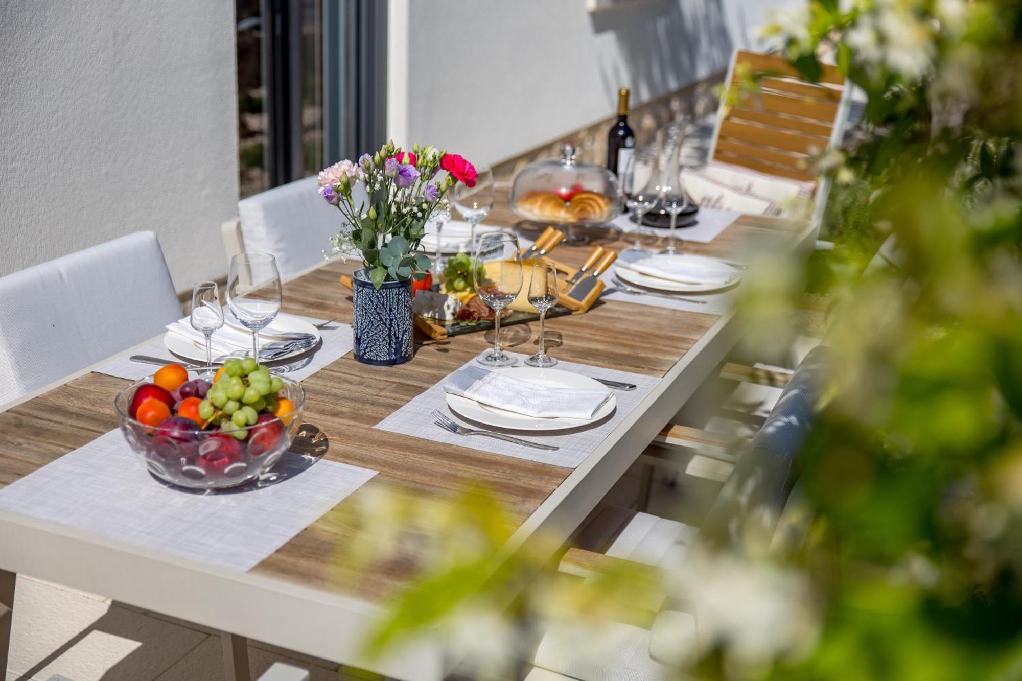 Luxury Apartment Hyperion With Private Pool And Garden Murter Exterior foto