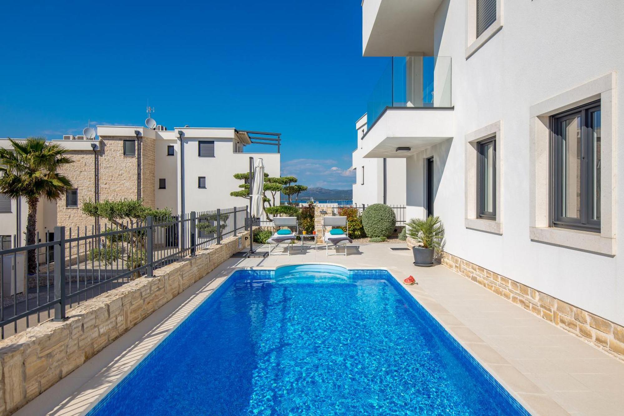 Luxury Apartment Hyperion With Private Pool And Garden Murter Exterior foto