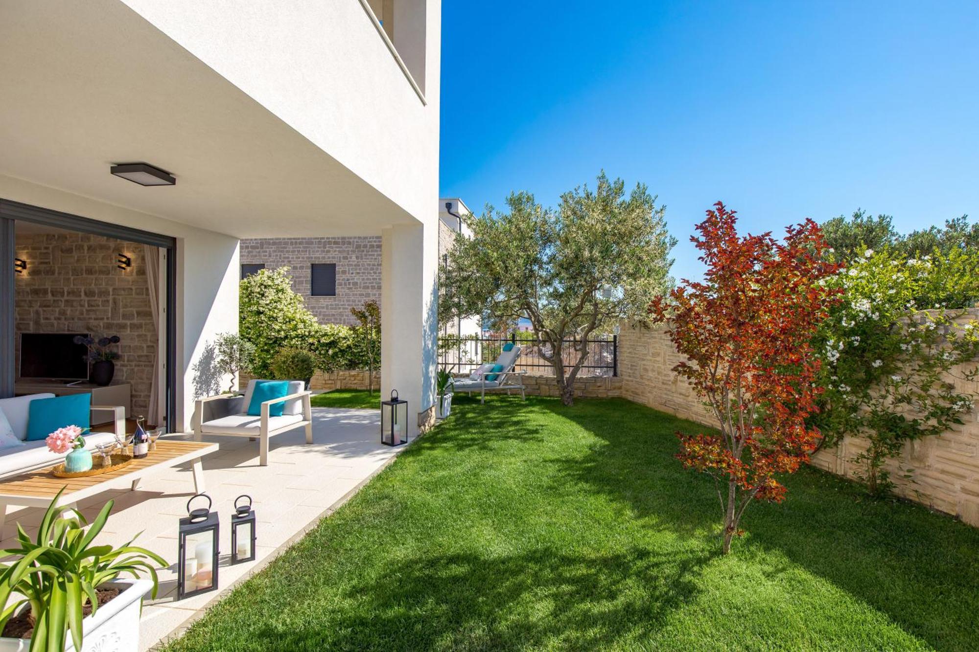 Luxury Apartment Hyperion With Private Pool And Garden Murter Exterior foto