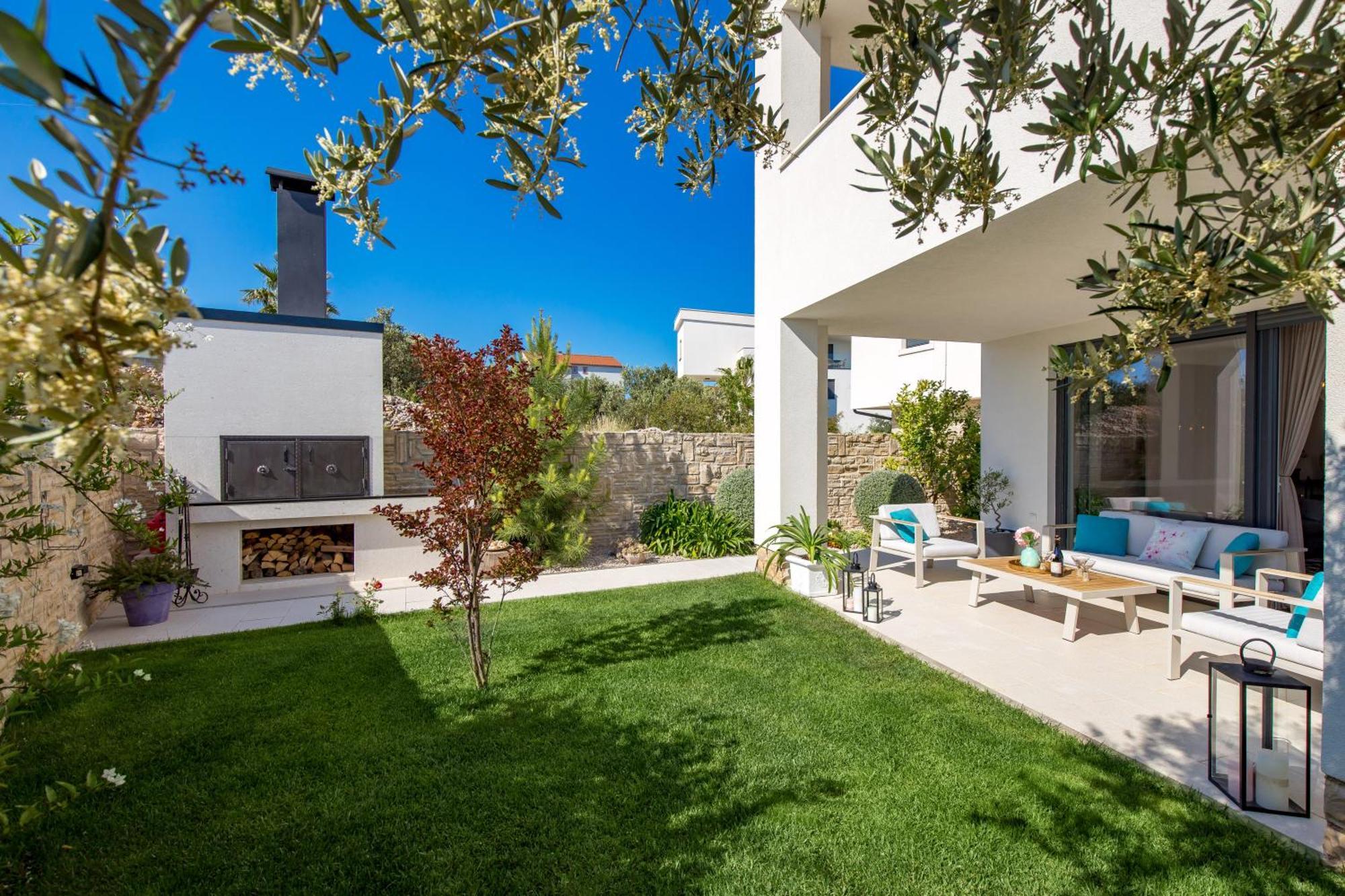 Luxury Apartment Hyperion With Private Pool And Garden Murter Exterior foto